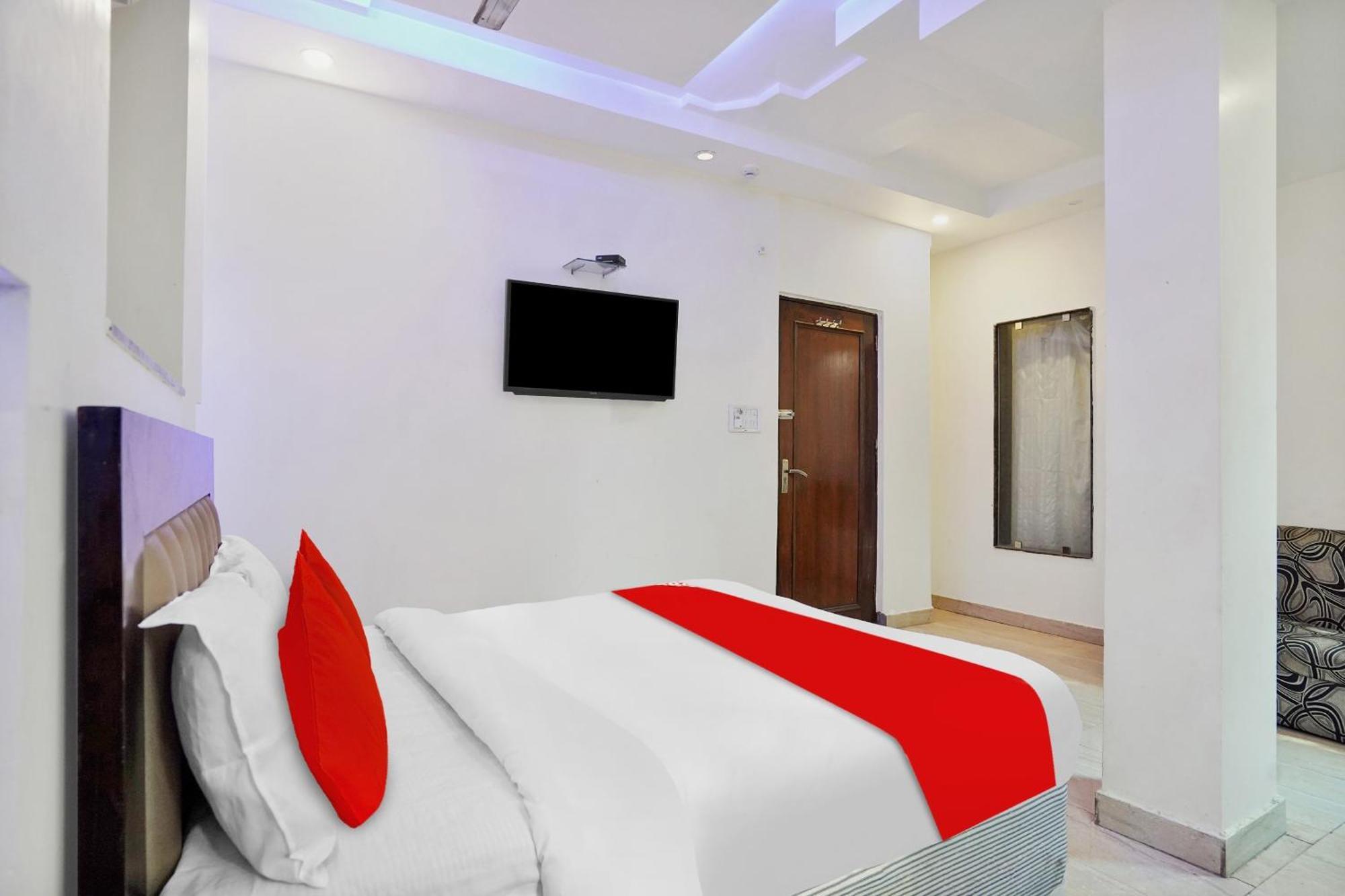 Hotel O Delhi Empire Нью-Дели Экстерьер фото