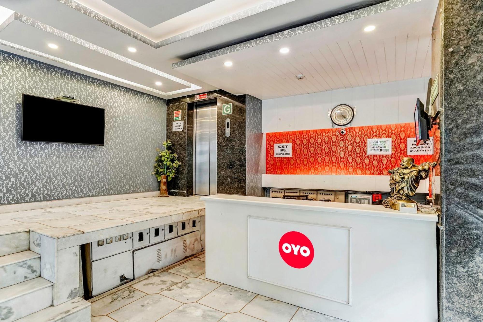 Hotel O Delhi Empire Нью-Дели Экстерьер фото